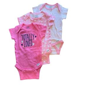 Gerber Onesies Bundle Baby Girl Pink 0-3 Months
